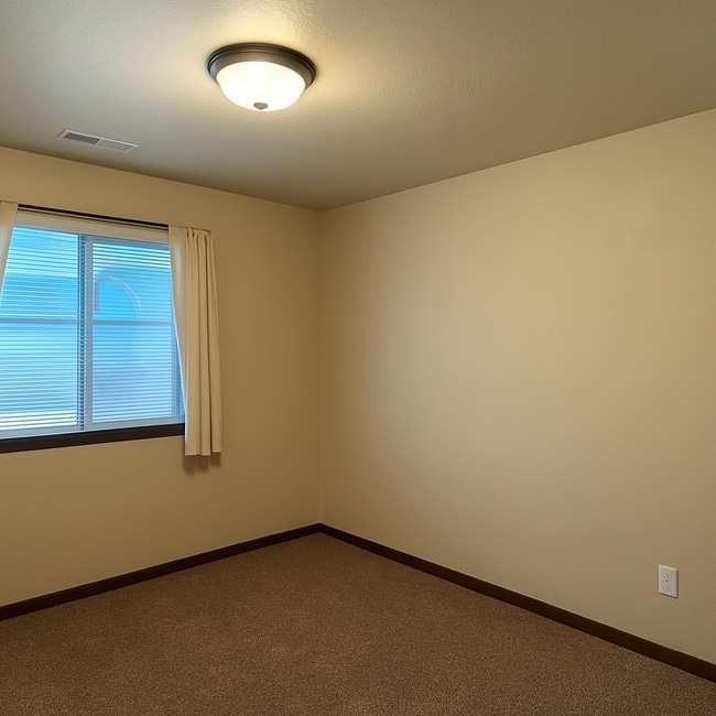 Building Photo - 2286 Gallatin Green Blvd