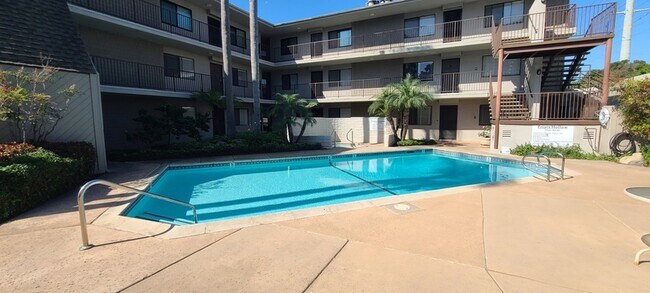 Building Photo - 5750 Friars Rd