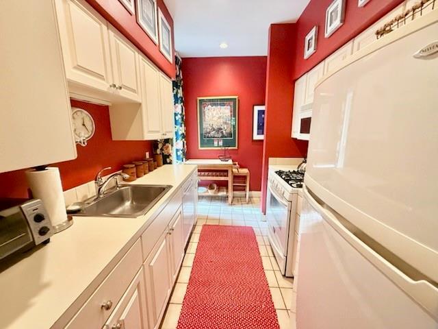 Building Photo - 448 Gibbs Ave