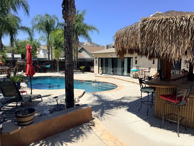 Building Photo - 4 Bedroom Pool House for rent in South Temecula