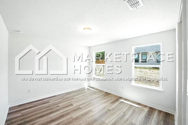 Building Photo - 15233 Dionysus Ln