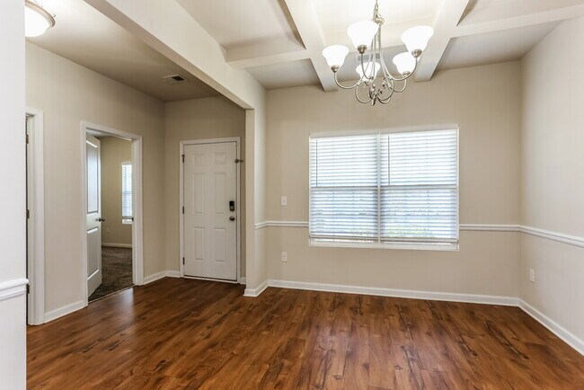 Building Photo - 461 Townsend Bend