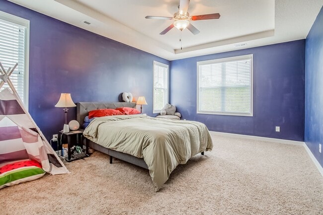 Building Photo - 3-Bedroom Townhome with Garage in Holly Ridge