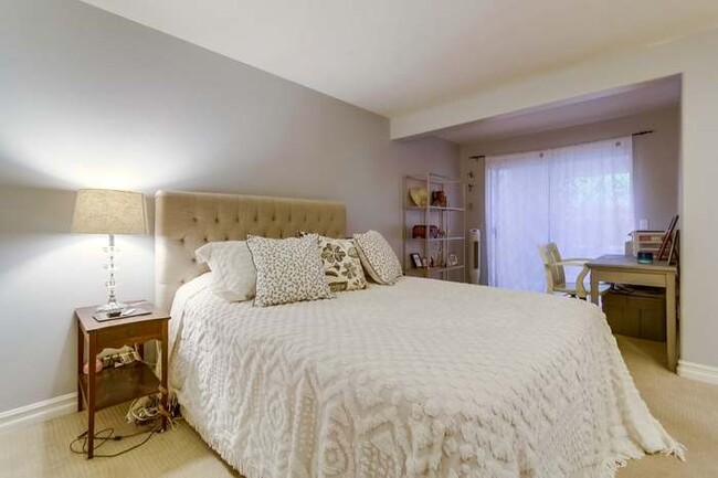 Master Bedroom - 930 Via Mil Cumbres Via