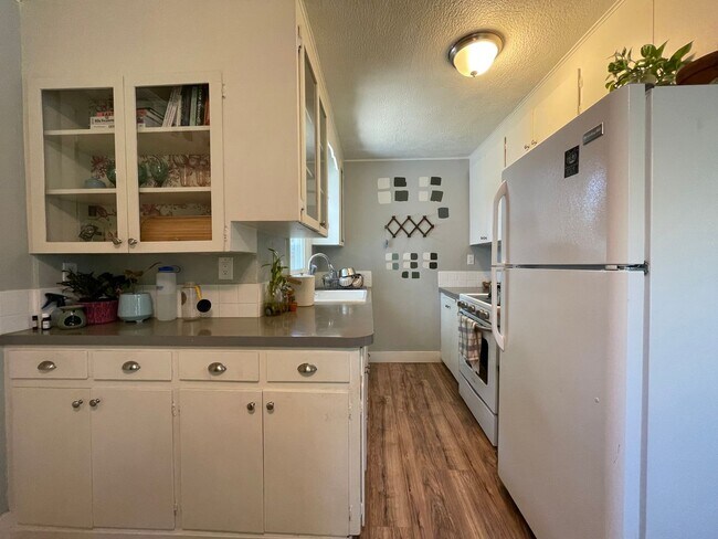 Building Photo - 2Bd/1Ba Brentwood-Darlington neighborhood ...