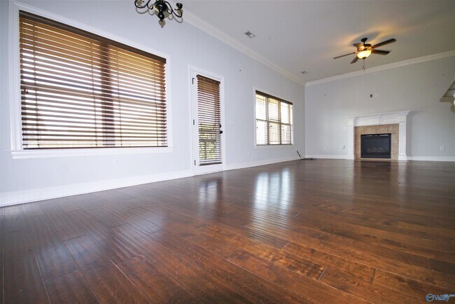 Building Photo - 109 Wolf Creek Trail SW