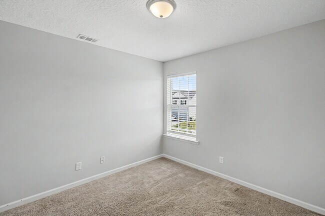 Building Photo - 454 Brightleaf Cir