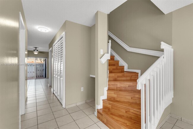 Building Photo - 6263 SW 139th Ave