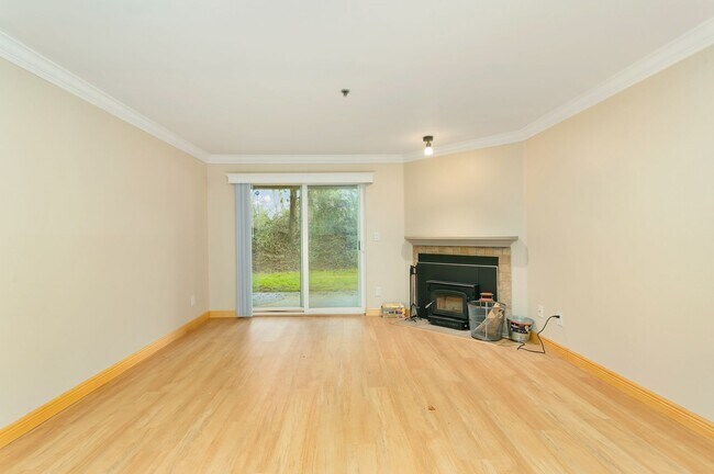 Building Photo - Cozy 2 bedroom, 2 bathroom condo- Federal Way Area