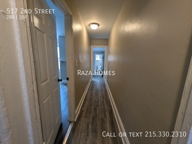 Building Photo - 517 Second St