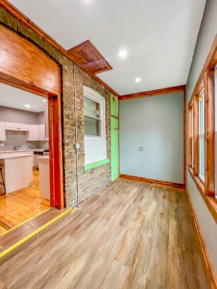 Building Photo - 3110 N Davlin Ct