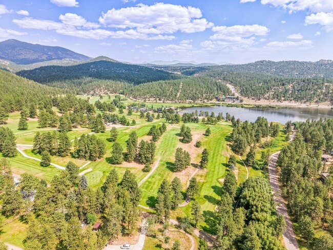 Building Photo - 28929 Golf Way