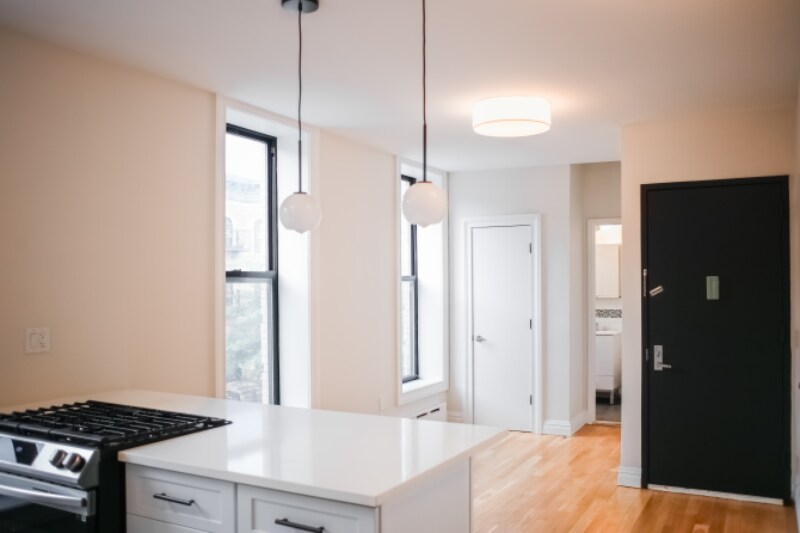 Building Photo - 764 St Johns Pl