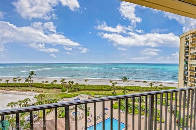 Building Photo - 300 Ocean Trail Way