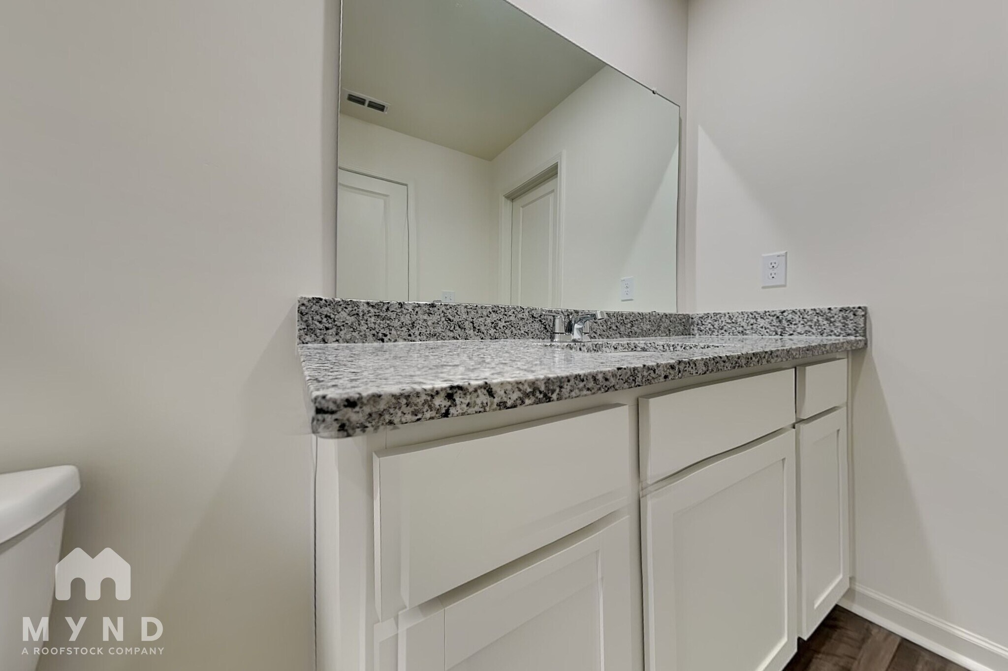Building Photo - 3036 Fulong Dr