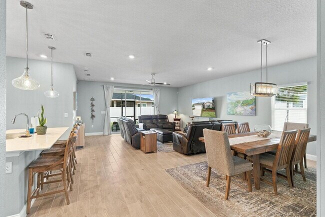 Building Photo - 4113 Acoma Dr