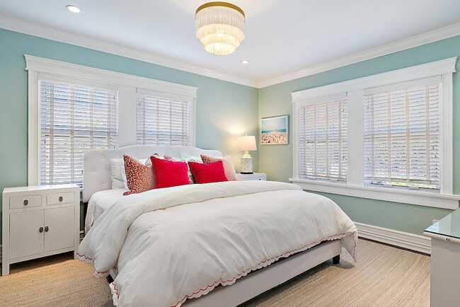 Building Photo - 3109 Washington Rd