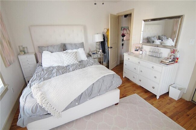 Building Photo - 3911 Willbert Rd