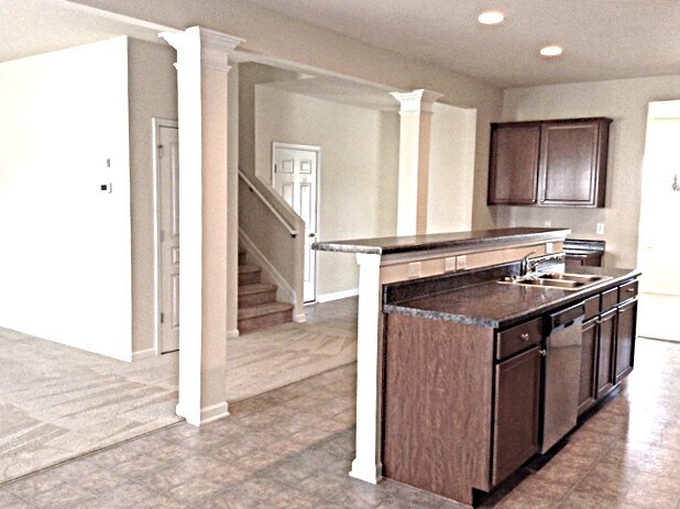 Building Photo - 3701 Althorp Drive
