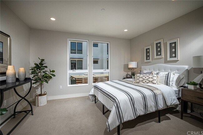 Building Photo - 6030 Seabluff Dr