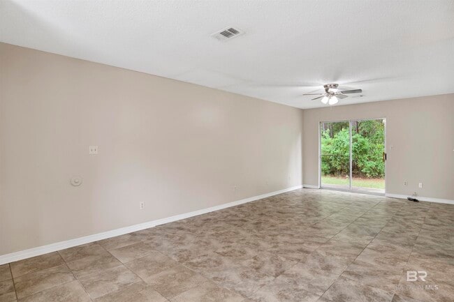 Building Photo - 6429 Schoel Ln
