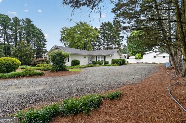 Building Photo - 1455 Courtney Ln