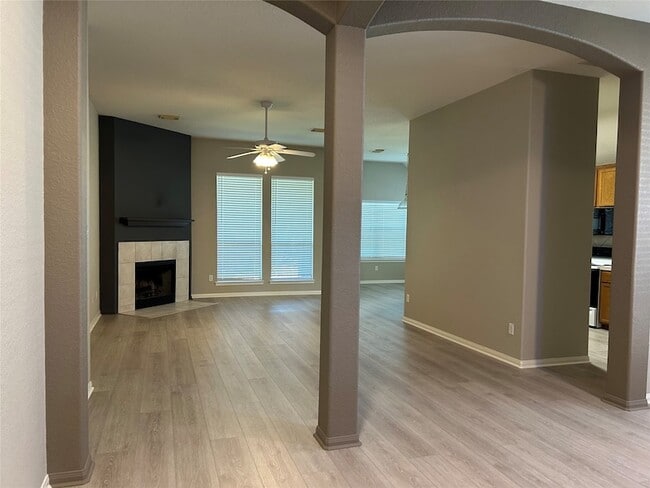 Building Photo - 12338 Browning Dr