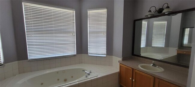 Building Photo - 4105 Onega Way