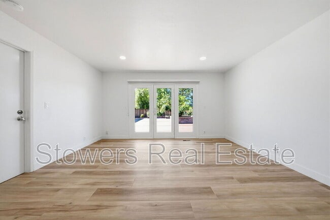 Building Photo - 155 Mountain Canyon Pl