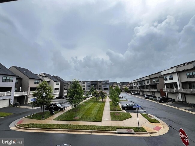 Building Photo - 22296 Philanthropic Dr