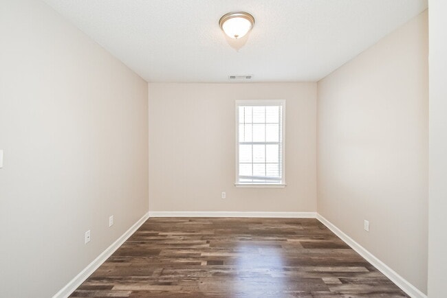 Building Photo - 3721 College Bluff