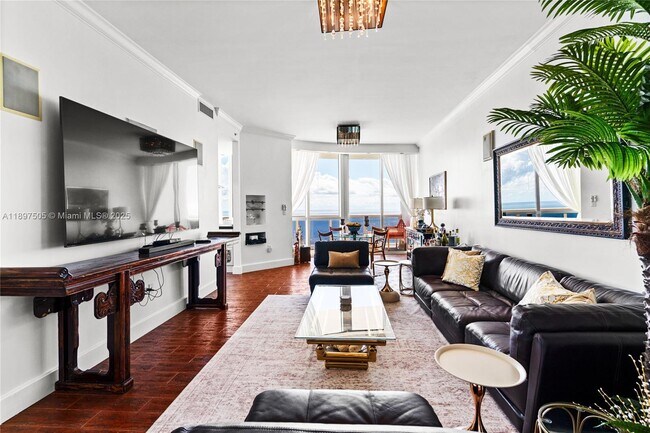 Building Photo - 18201 Collins Ave