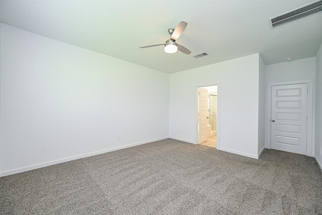 Building Photo - 29946 Gallatin River Ln