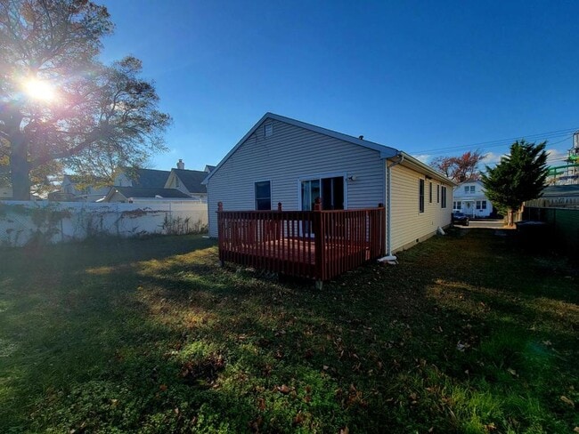 Building Photo - 62 Seabreeze Way