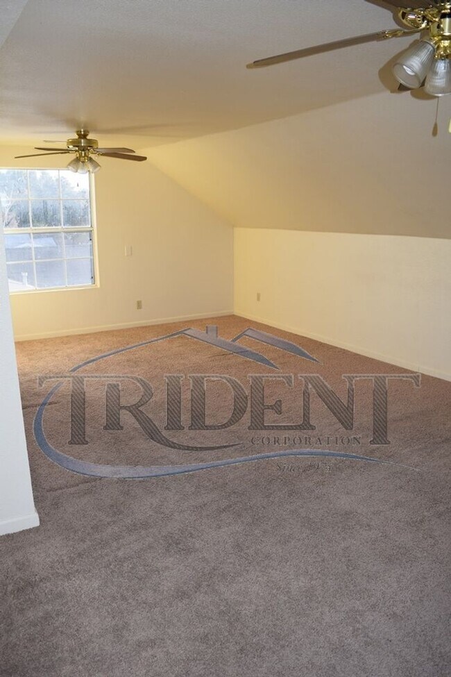 Building Photo - 830 Wilkie Way