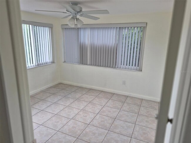 Building Photo - 13636 Veronica Dr
