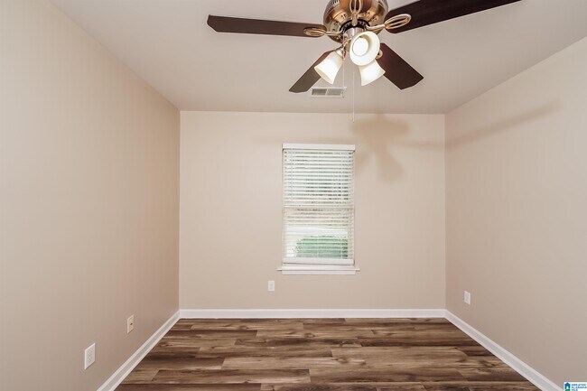 Building Photo - 1030 Moonlite Dr