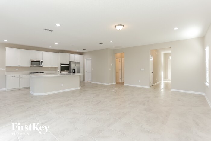 Building Photo - 75923 Saffron Ln