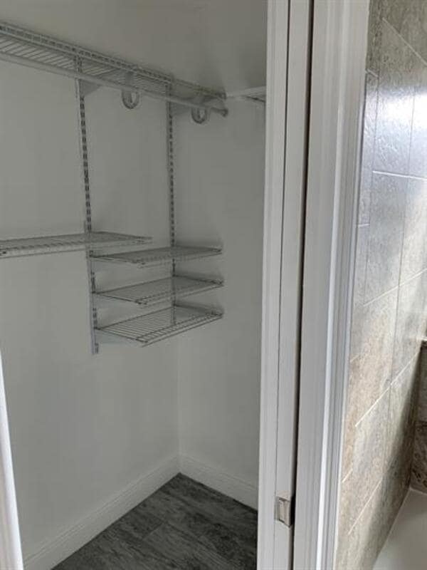 Building Photo - 4908 W Ingraham St