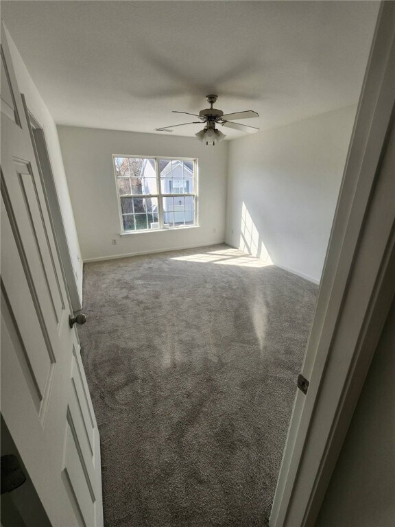 Building Photo - 726 Bellview Way