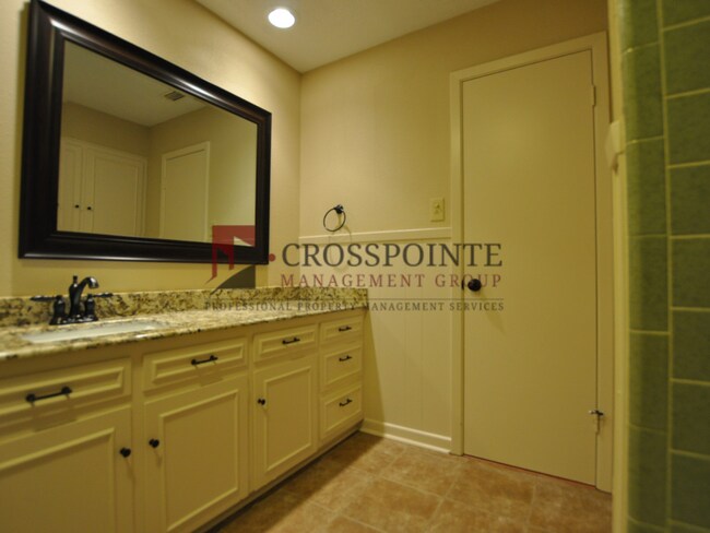 Building Photo - Wonderful updated home near UT Tyler, Available!