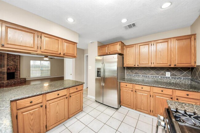 Building Photo - 4907 Echo Falls Dr