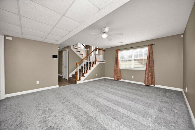 Building Photo - 73 Rosenberger Ln