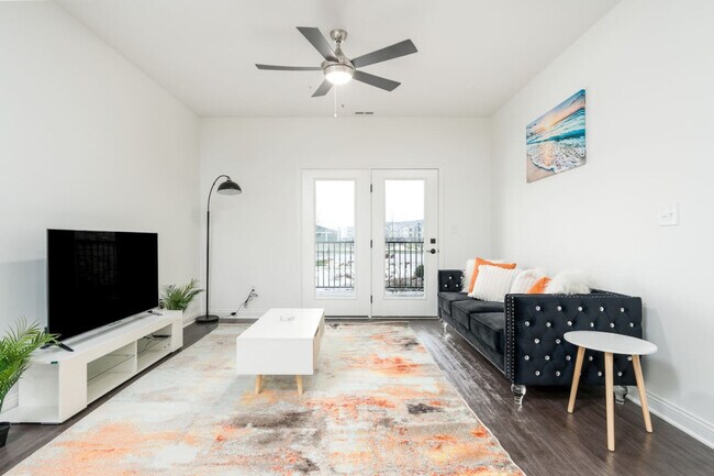 Building Photo - 5821 Elevated Way