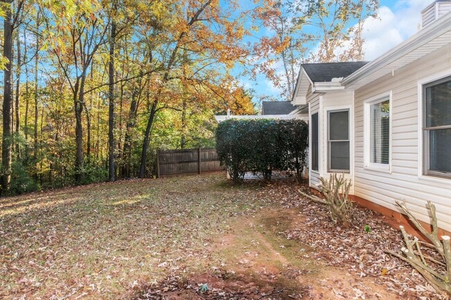 Building Photo - Coming Soon....Gorgeous 3bedroom 2bath in Stockbridge, GA!