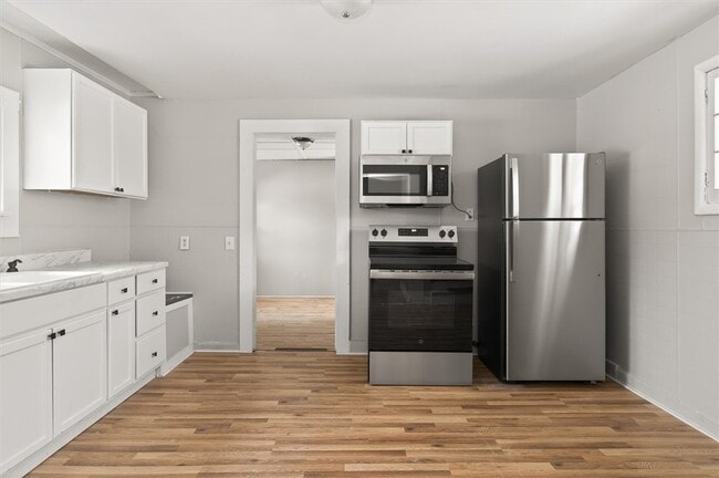 Building Photo - 127 Conkey Ave