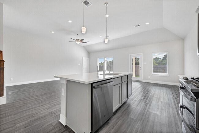 Building Photo - 10329 S Goshawk Trl