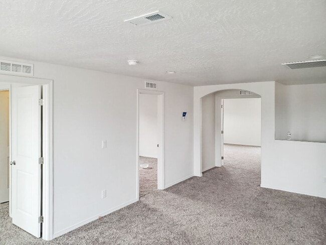 Building Photo - 4026 N Arrowleaf Lp