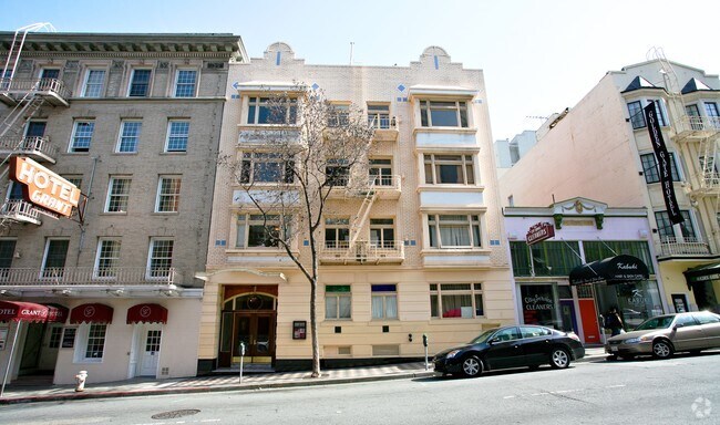 Primary Photo - Pierre Crest Apartments