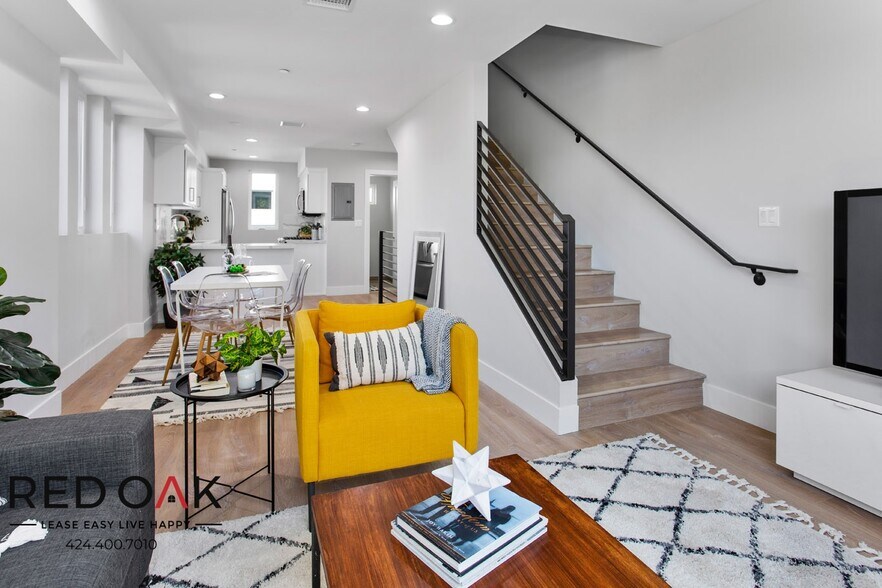 Building Photo - 4444 S Slauson Ave